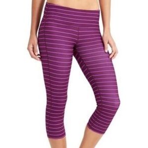 Athleta Chaturanga Stripes Capri Small